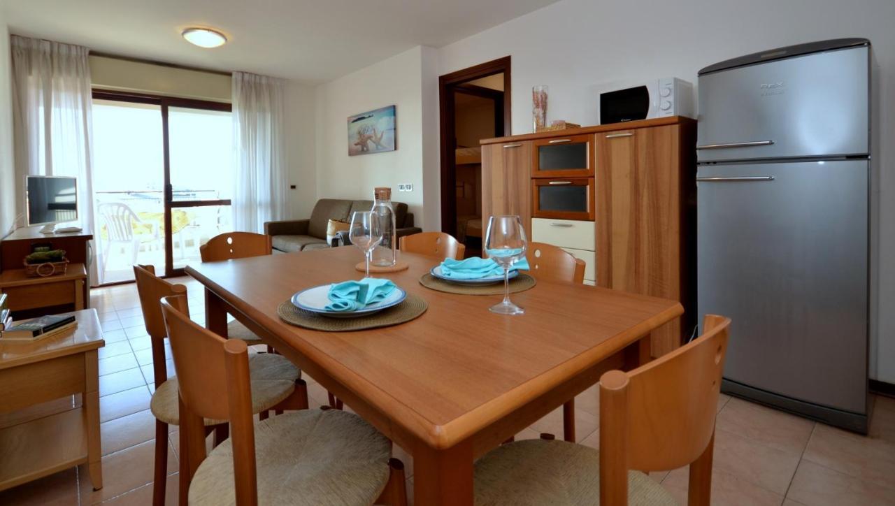 Residenza Porta Del Mare Lejlighed Lignano Sabbiadoro Eksteriør billede