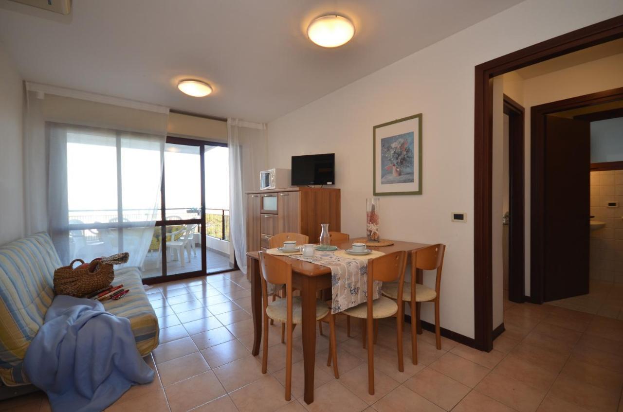 Residenza Porta Del Mare Lejlighed Lignano Sabbiadoro Eksteriør billede
