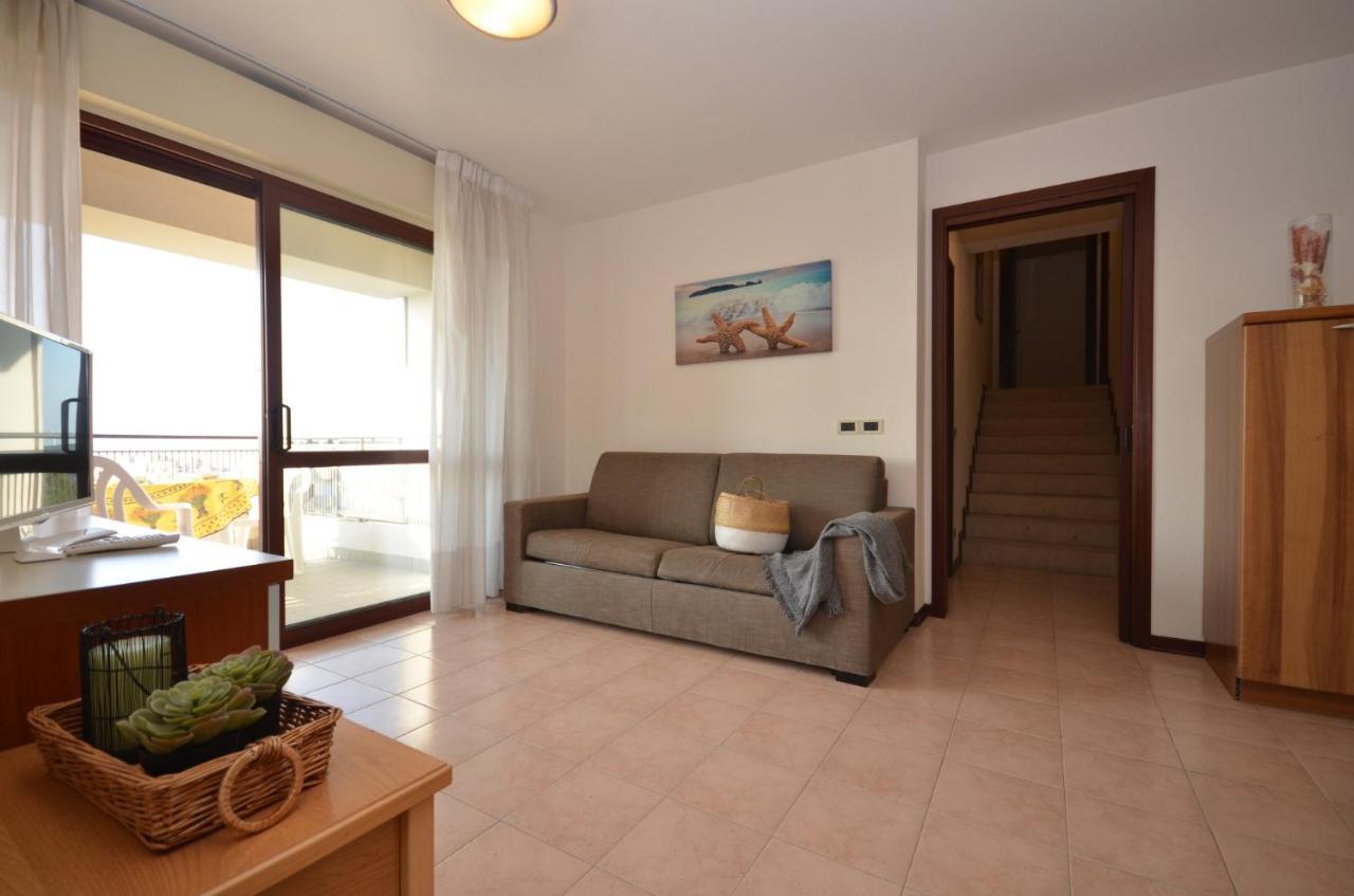 Residenza Porta Del Mare Lejlighed Lignano Sabbiadoro Eksteriør billede